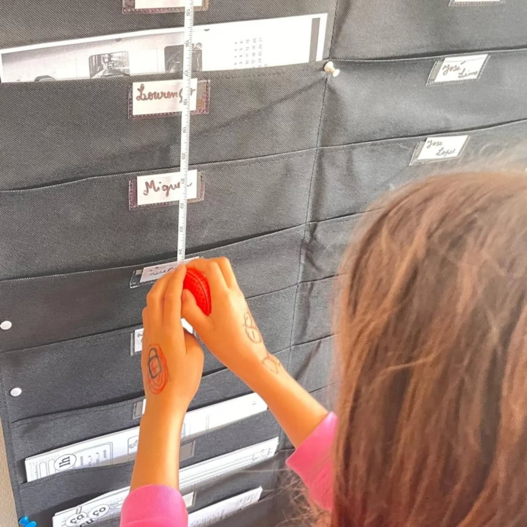 Aprender a medir: uma aventura prática para os alunos do 2.º ano